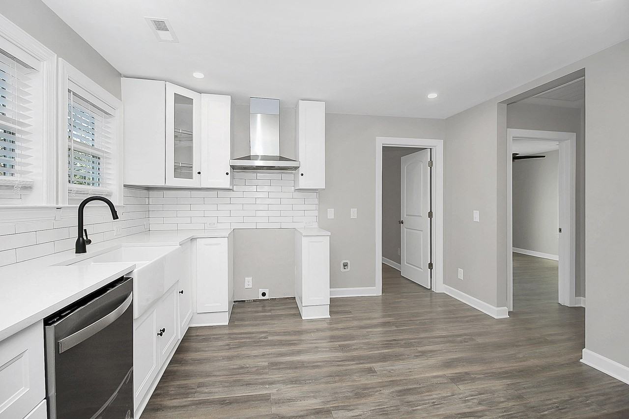 4044 Dinglewood Ave #1 - Photo 5 of 22