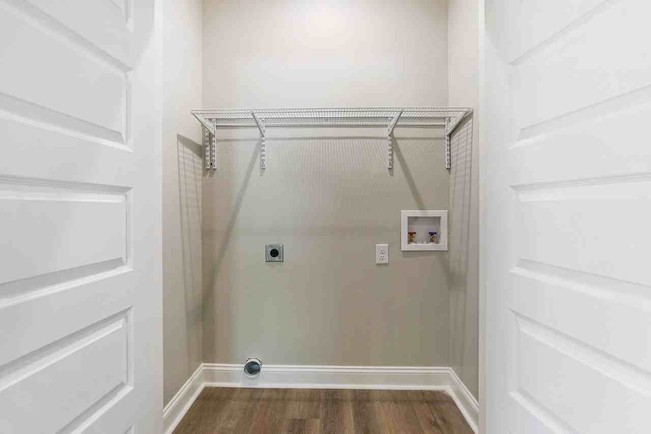 406 Community St #406 - Photo 7 of 15