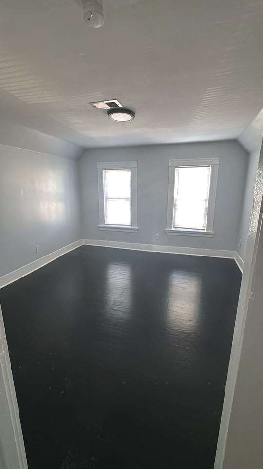 168 Grafton St #2 - Photo 7 of 19