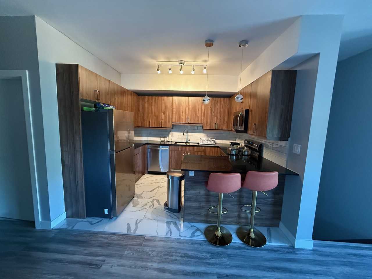 307 Fanshawe Park Road East - Photo 3 of 4