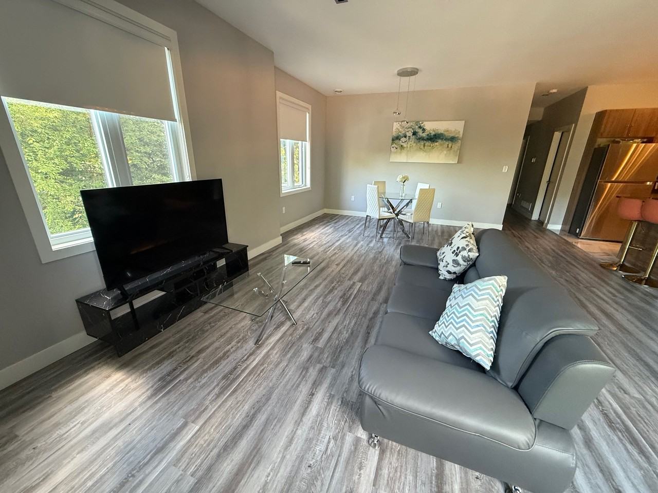 307 Fanshawe Park Road East - Photo 4 of 4