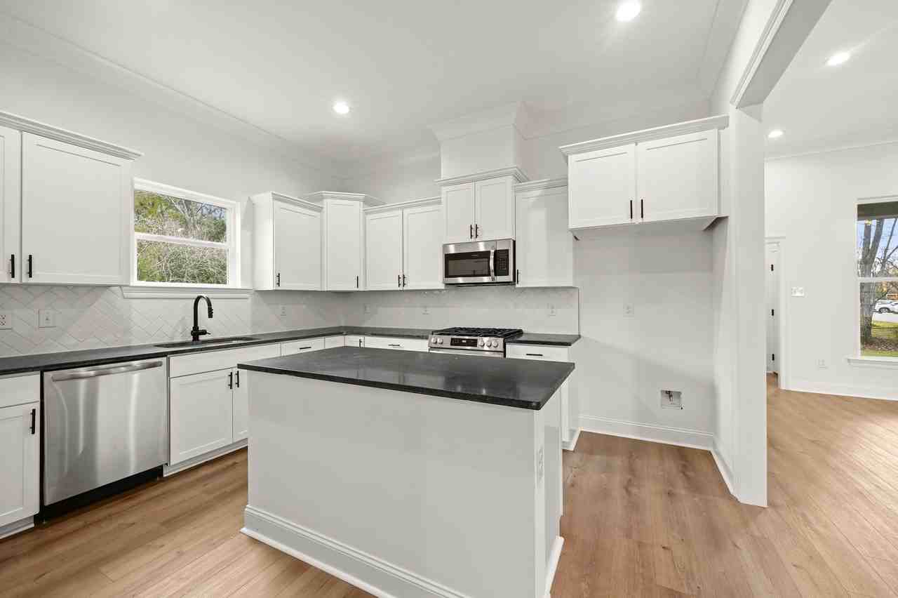 11802 Morgan Meadow Ave #1 - Photo 4 of 27