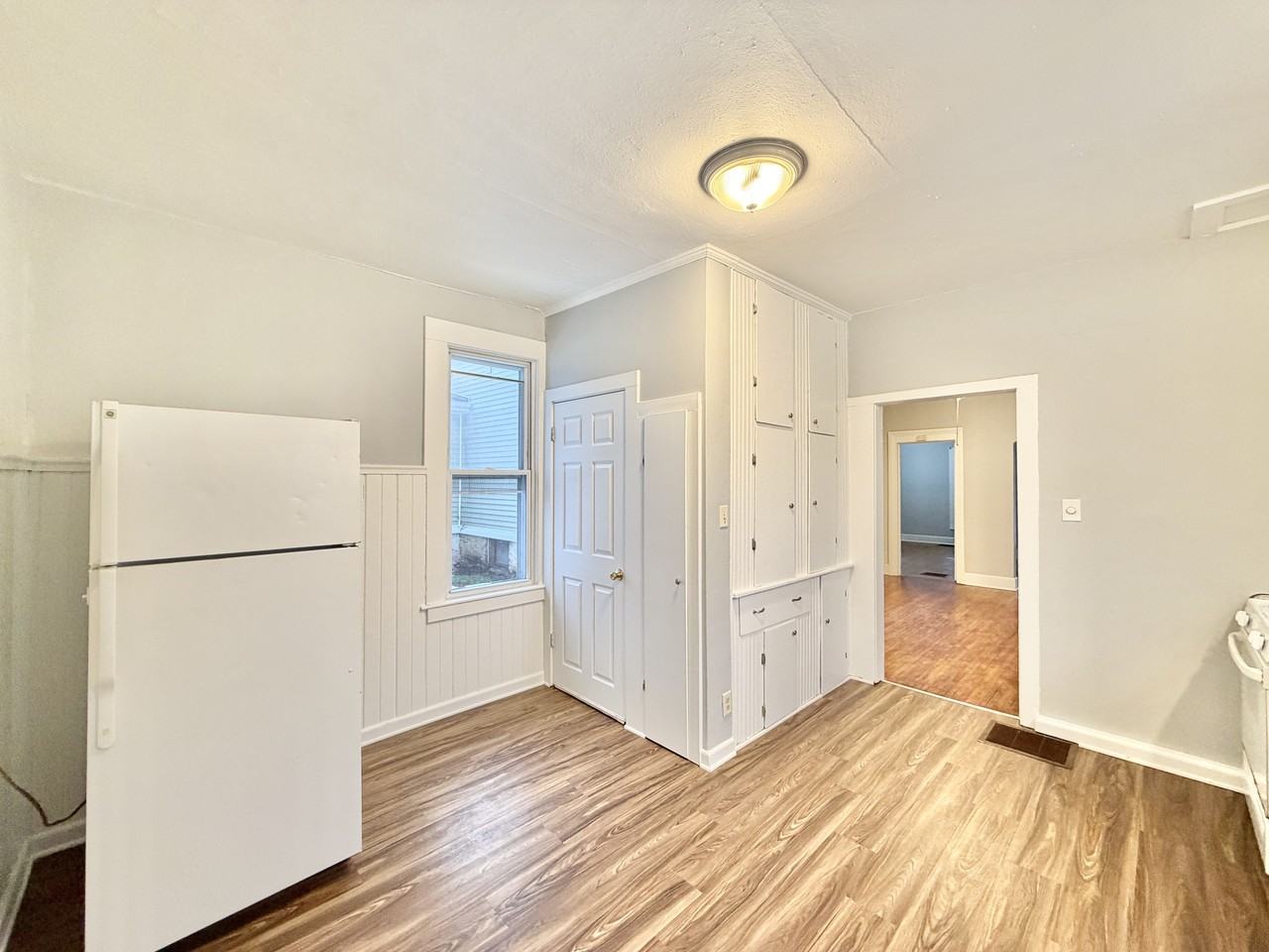 426 S Jackson St #1 - Photo 2 of 24