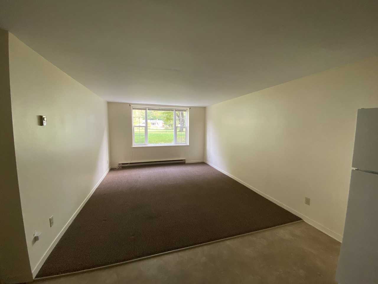 23 Centennial West Ave #3 - Photo 6 of 10