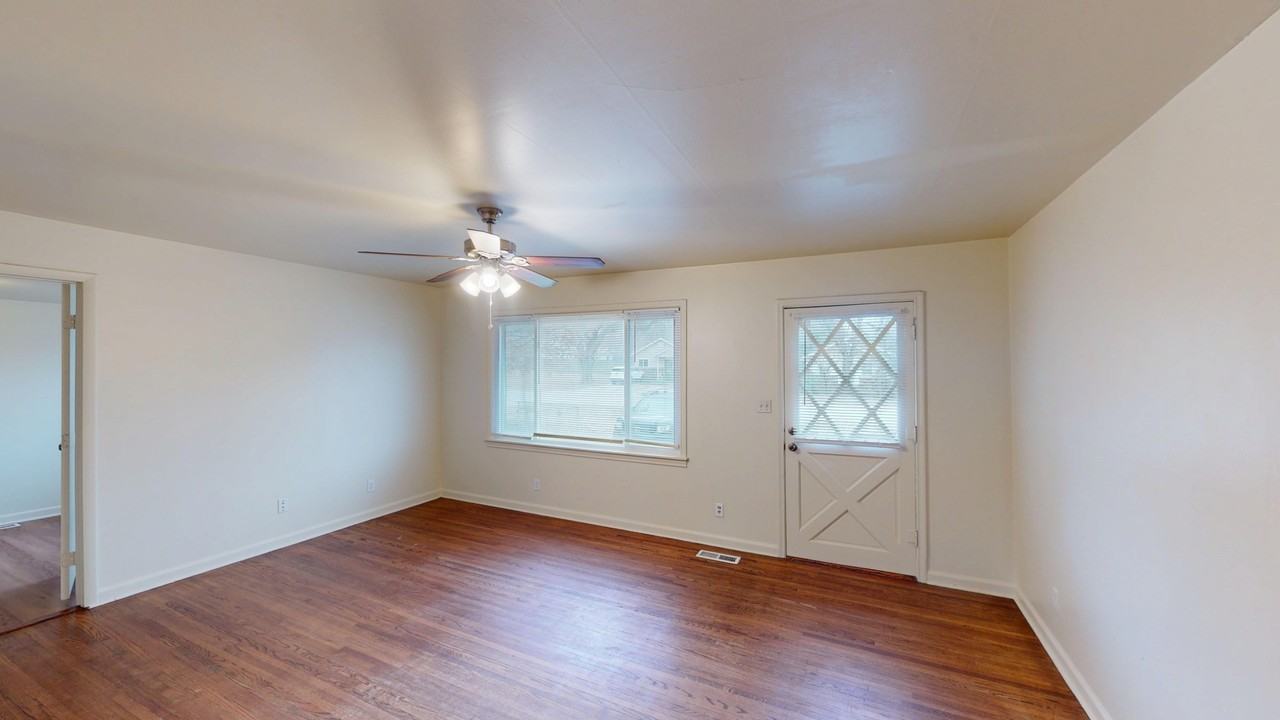 3716 S 29th West Ave #1 - Photo 3 of 15