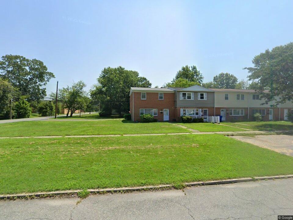 101 Charles Pl #1 - Photo 2 of 2