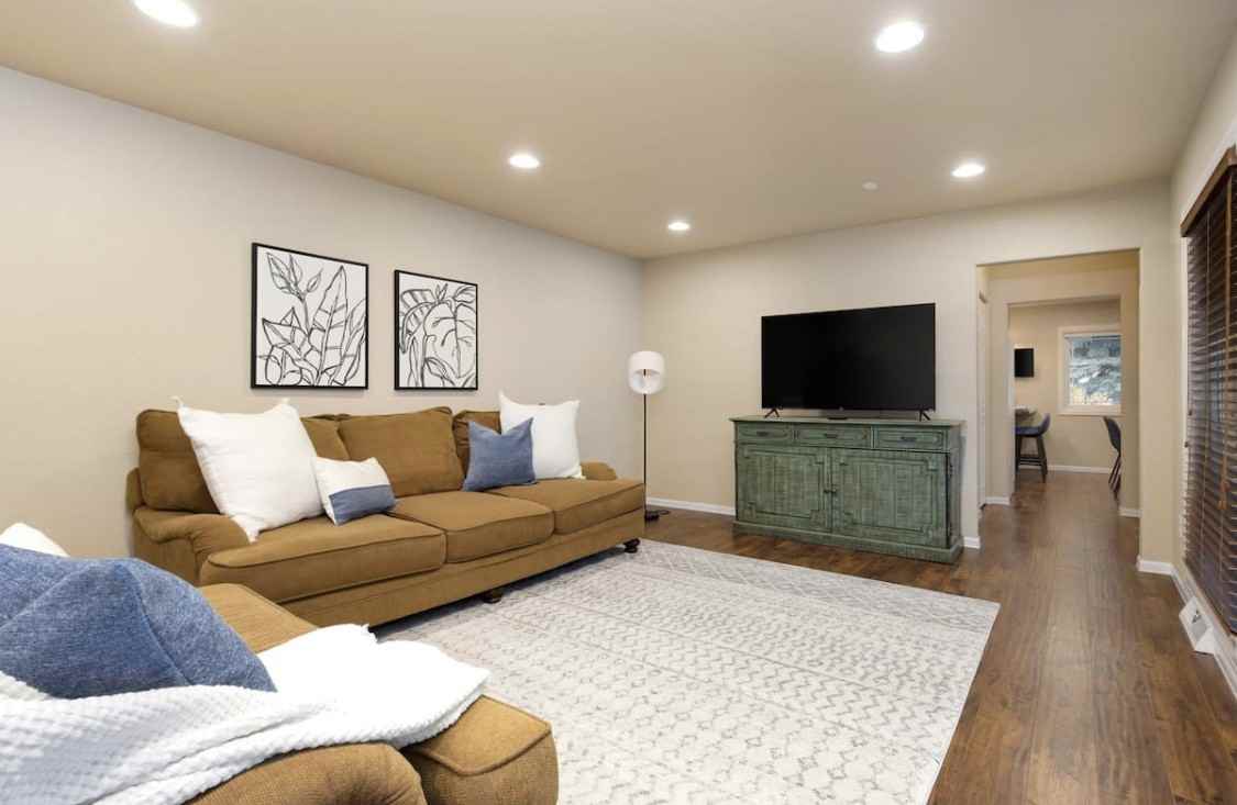 2720 2nd Ave N #1 - Photo 6 of 50