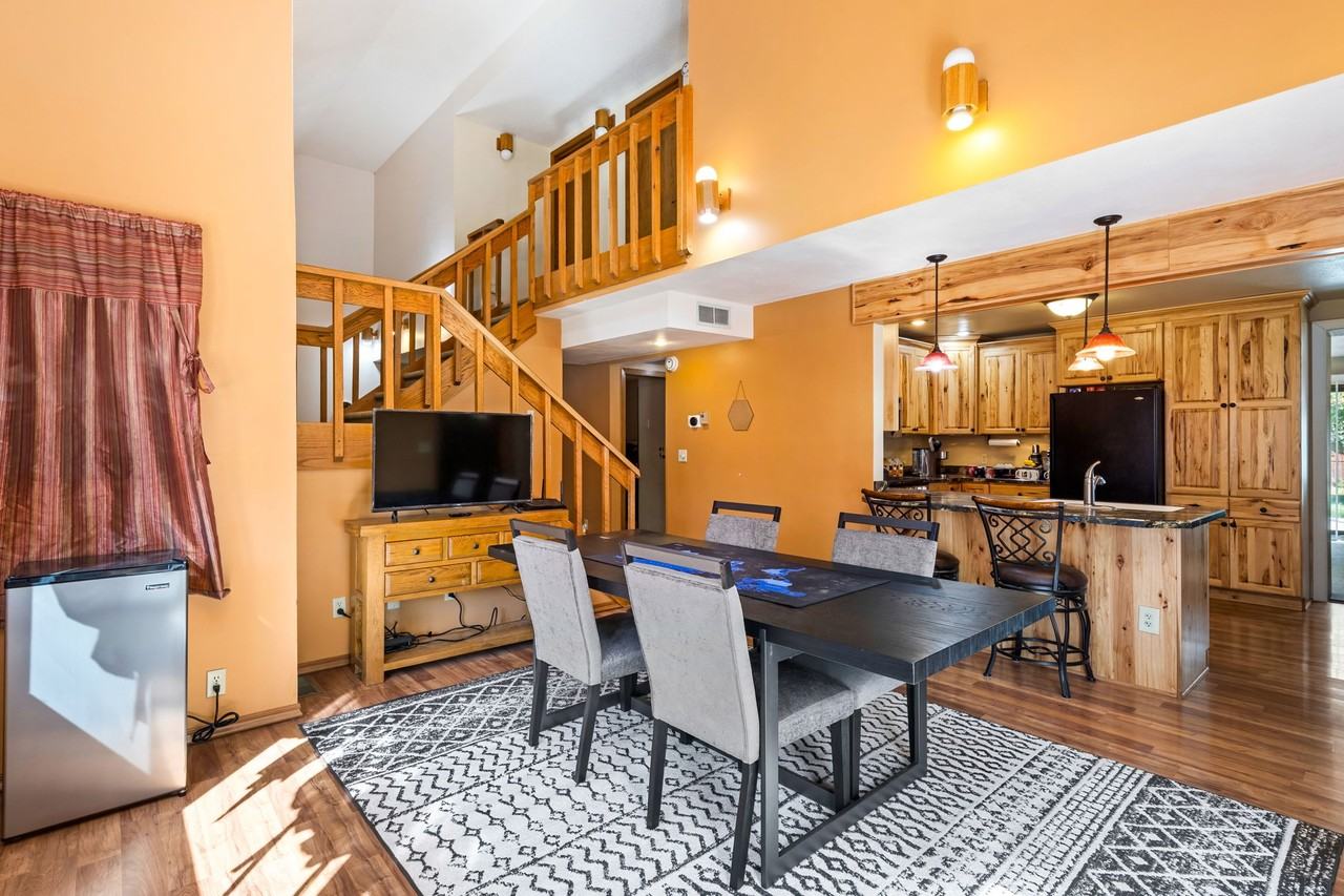 412 27th St Nw #1 - Photo 6 of 18