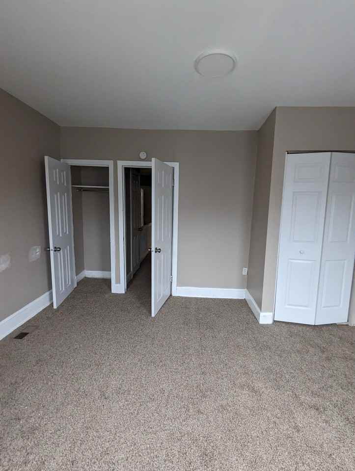 5 W 27th St #1 - Photo 5 of 9