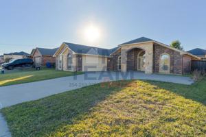 featured image of 2403 Terry Dr