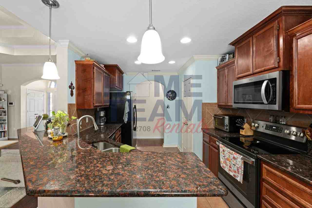 2403 Terry Dr - Photo 7 of 23