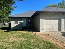 featured image of 1607 W Chestnut St