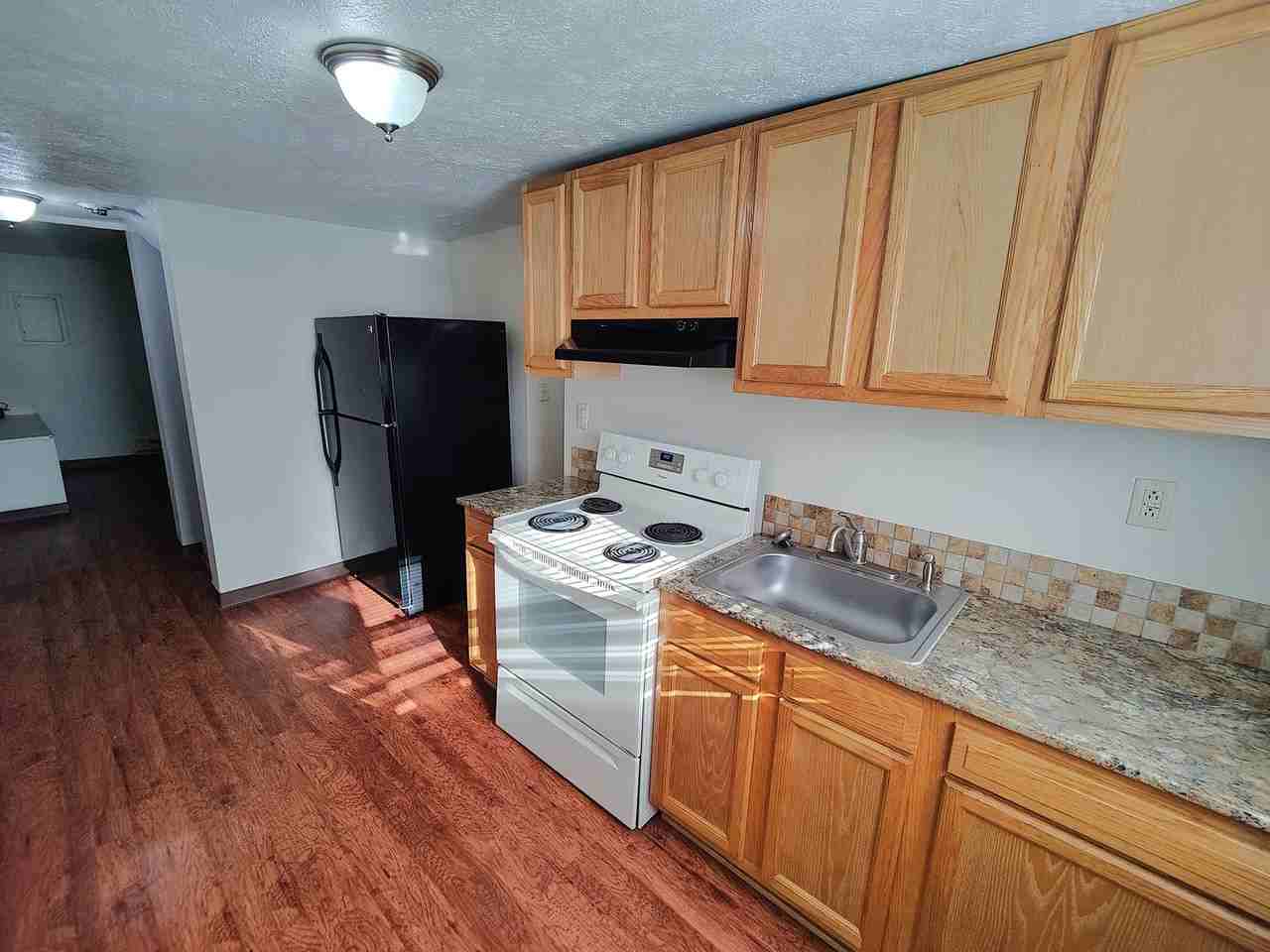 2663 S 18th St - Photo 4 of 12