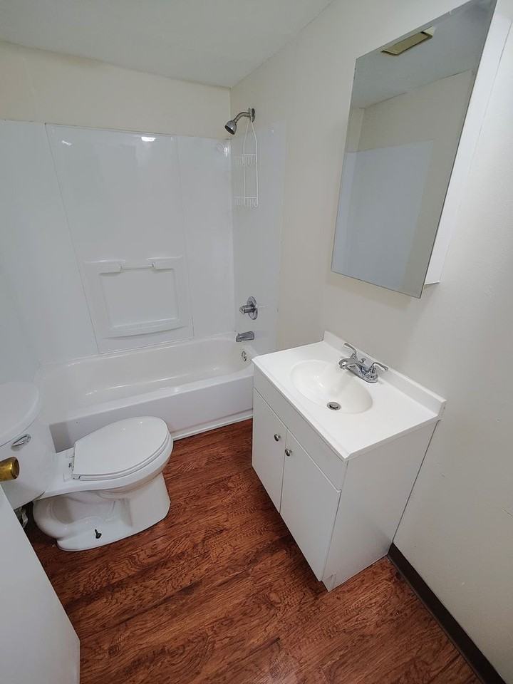 2663 S 18th St - Photo 7 of 12