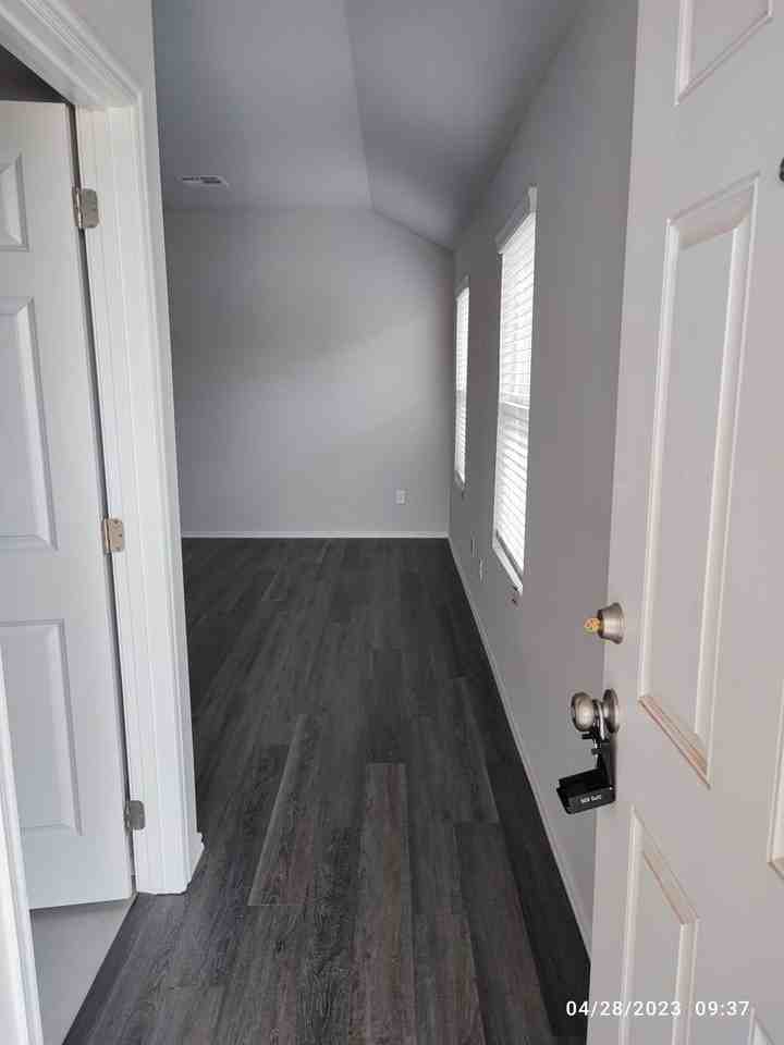 1227 Tortoise Wood Rd - Photo 2 of 11