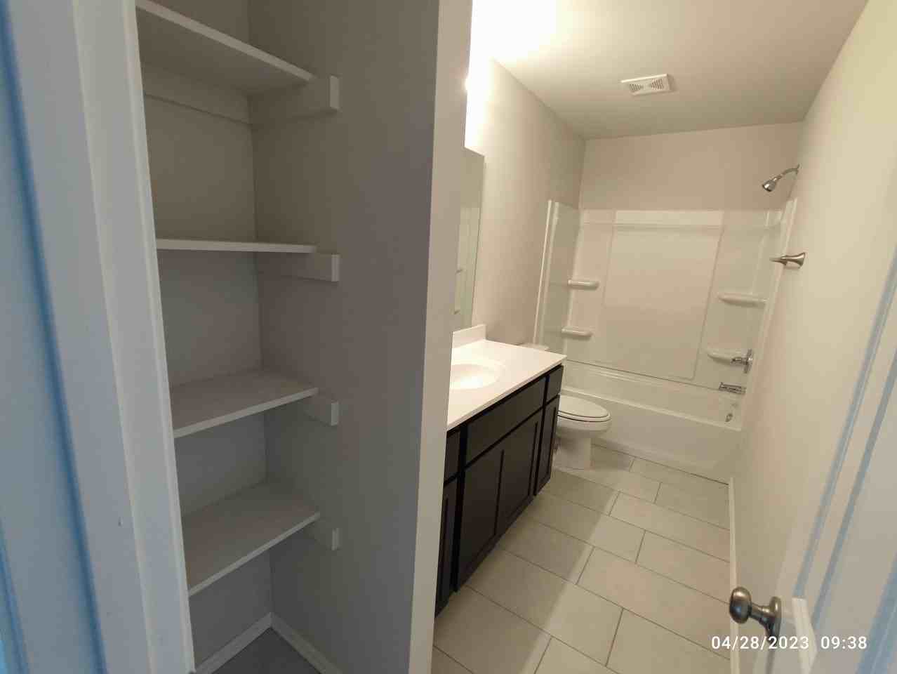 1227 Tortoise Wood Rd - Photo 7 of 11