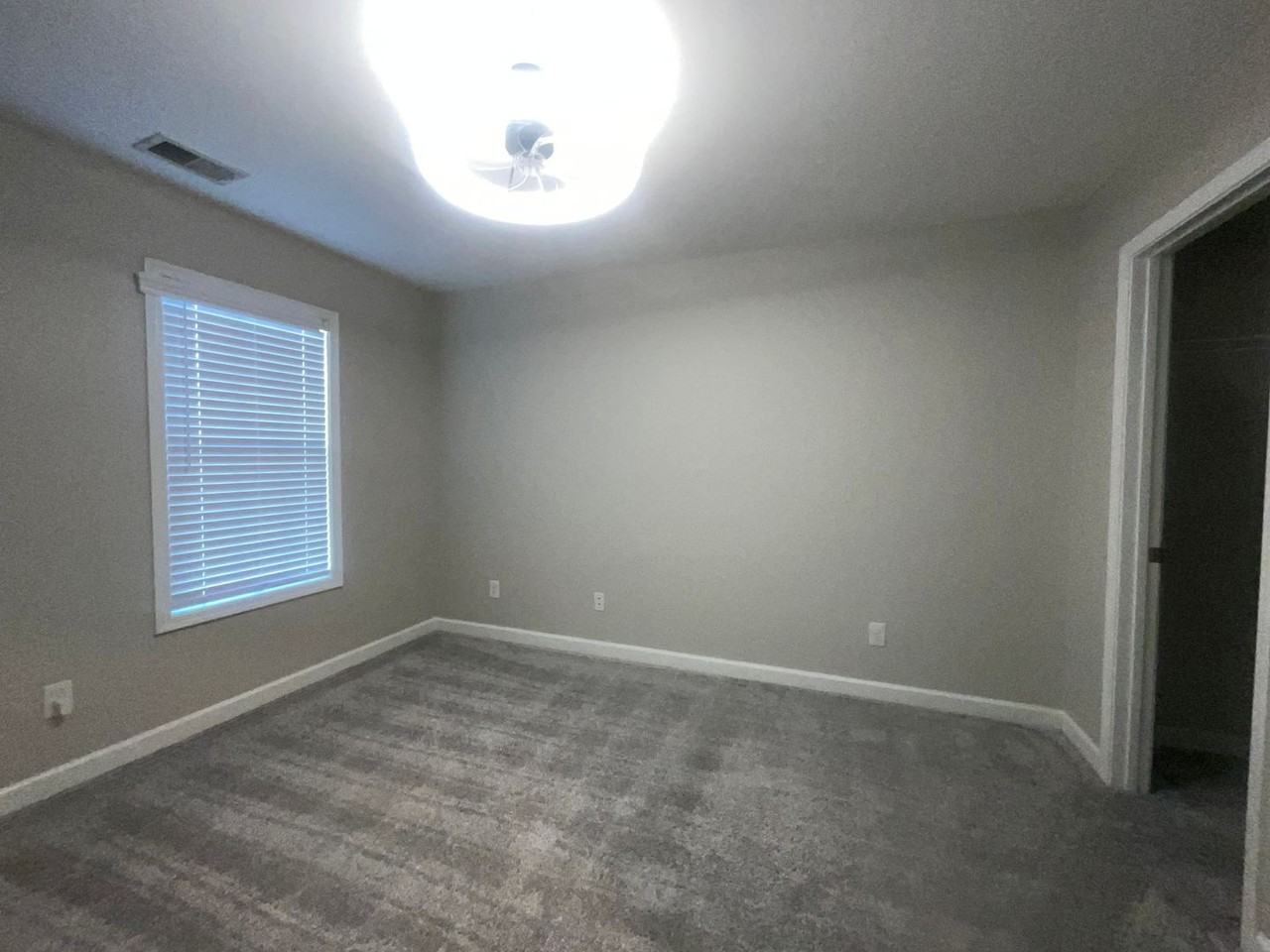 5114 Lime St - Photo 7 of 15