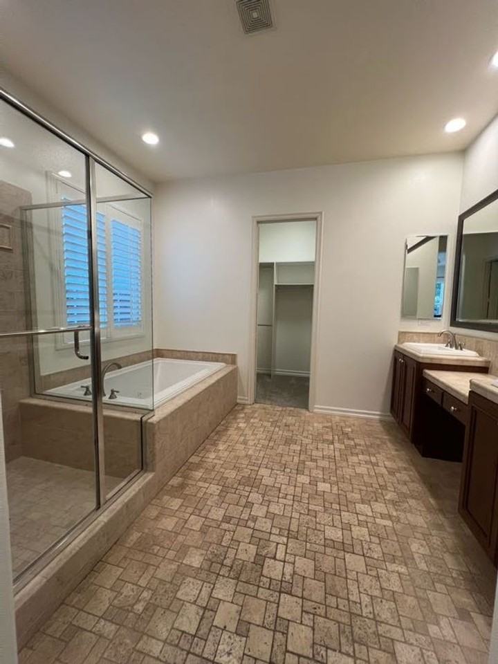 1411 Kallins St - Photo 7 of 17