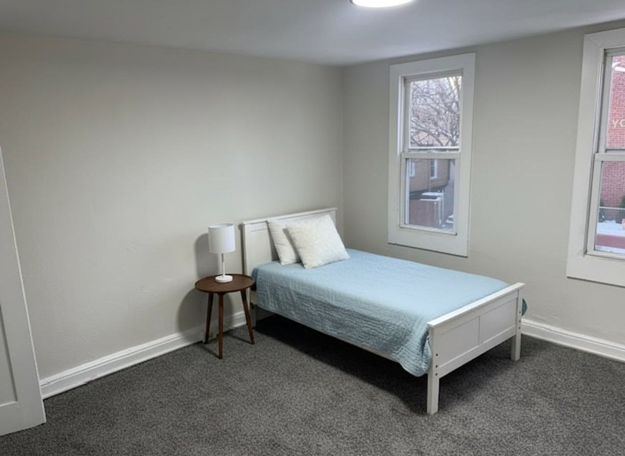 182 E Sharpnack St - Photo 7 of 12