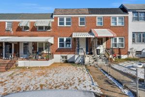 featured image of 328 W Riverview Rd