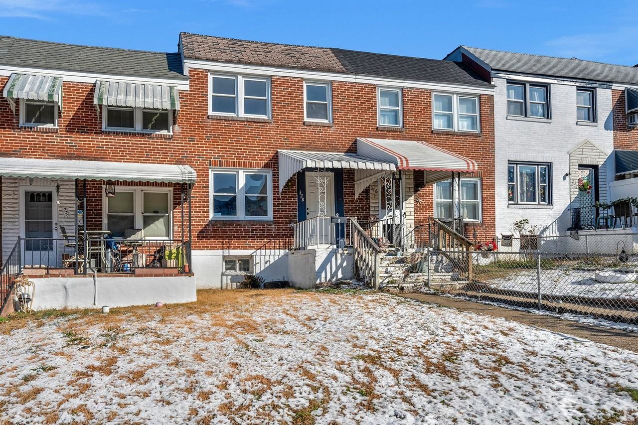 328 W Riverview Rd - Photo 3 of 28