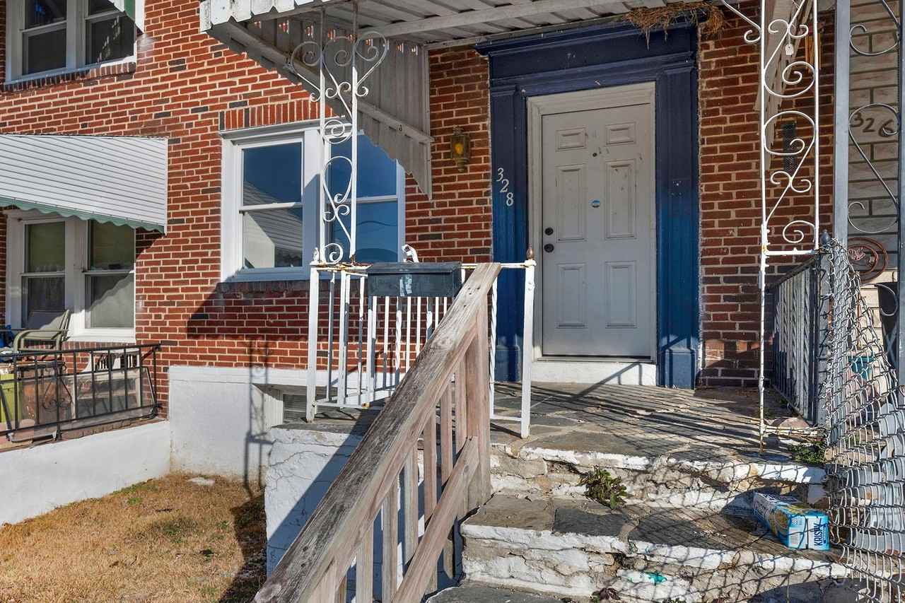 328 W Riverview Rd - Photo 4 of 28