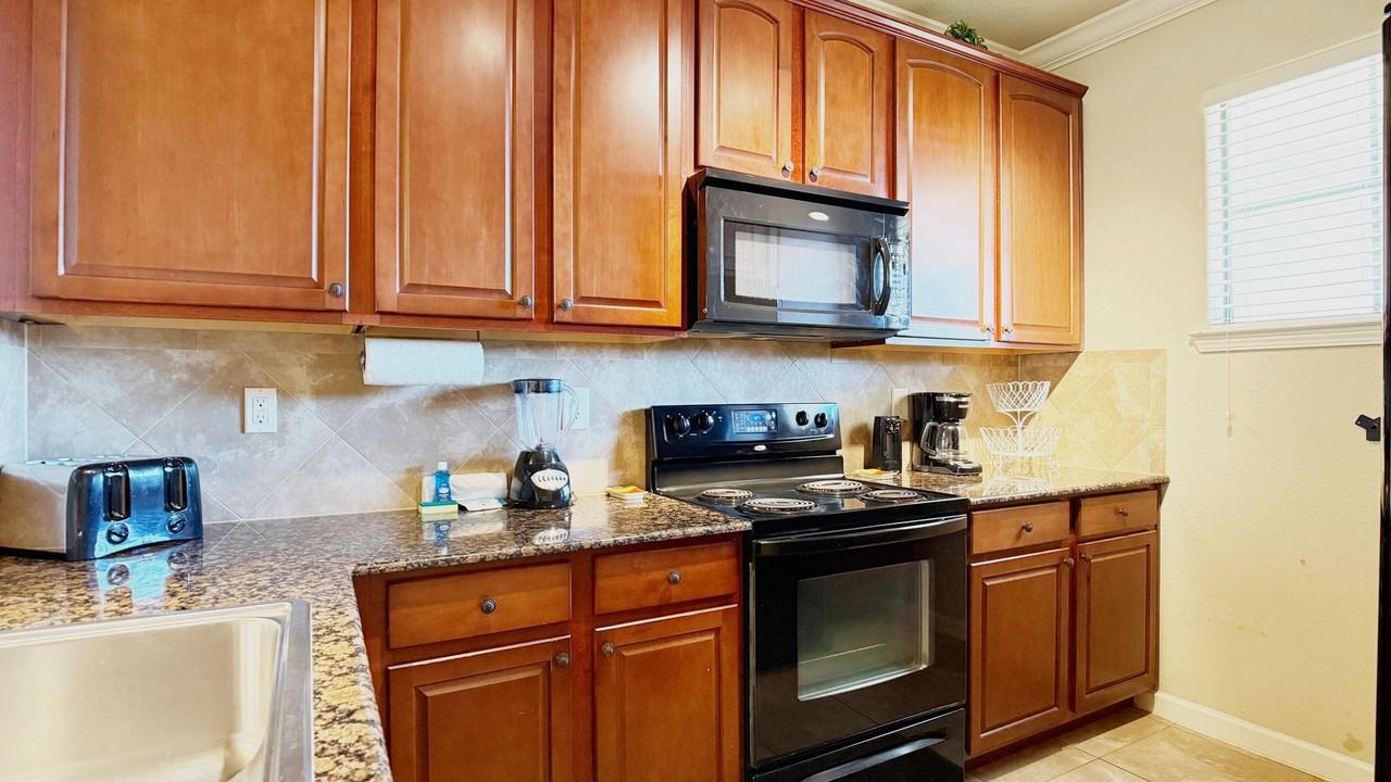 901 Charo Pkwy #735 - Photo 5 of 25