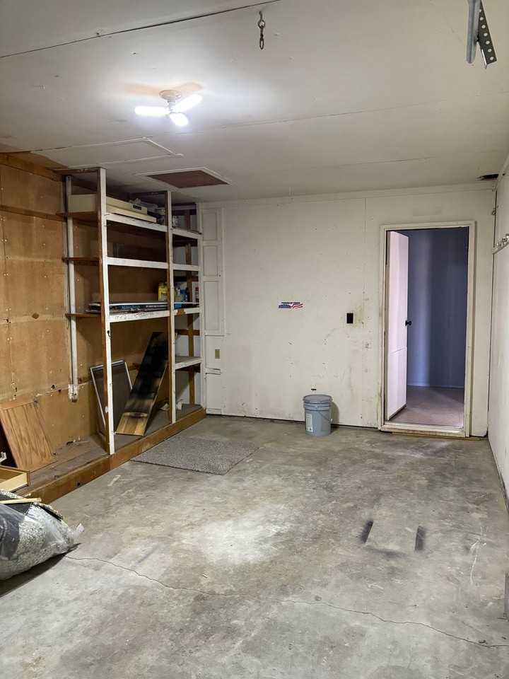 941 Fairwood Ave - Photo 6 of 12