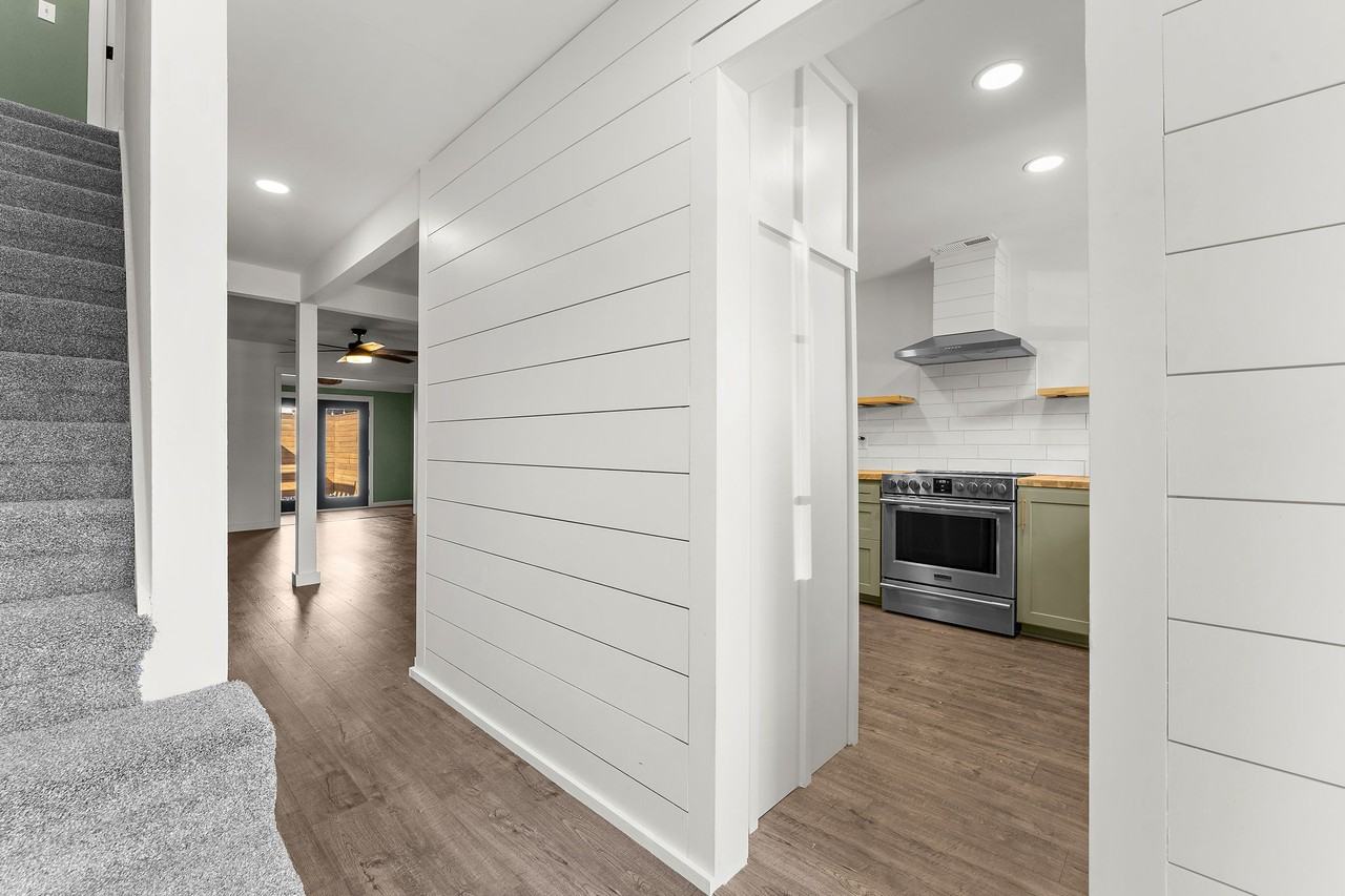 706 Nora Ln #HOME - Photo 6 of 50