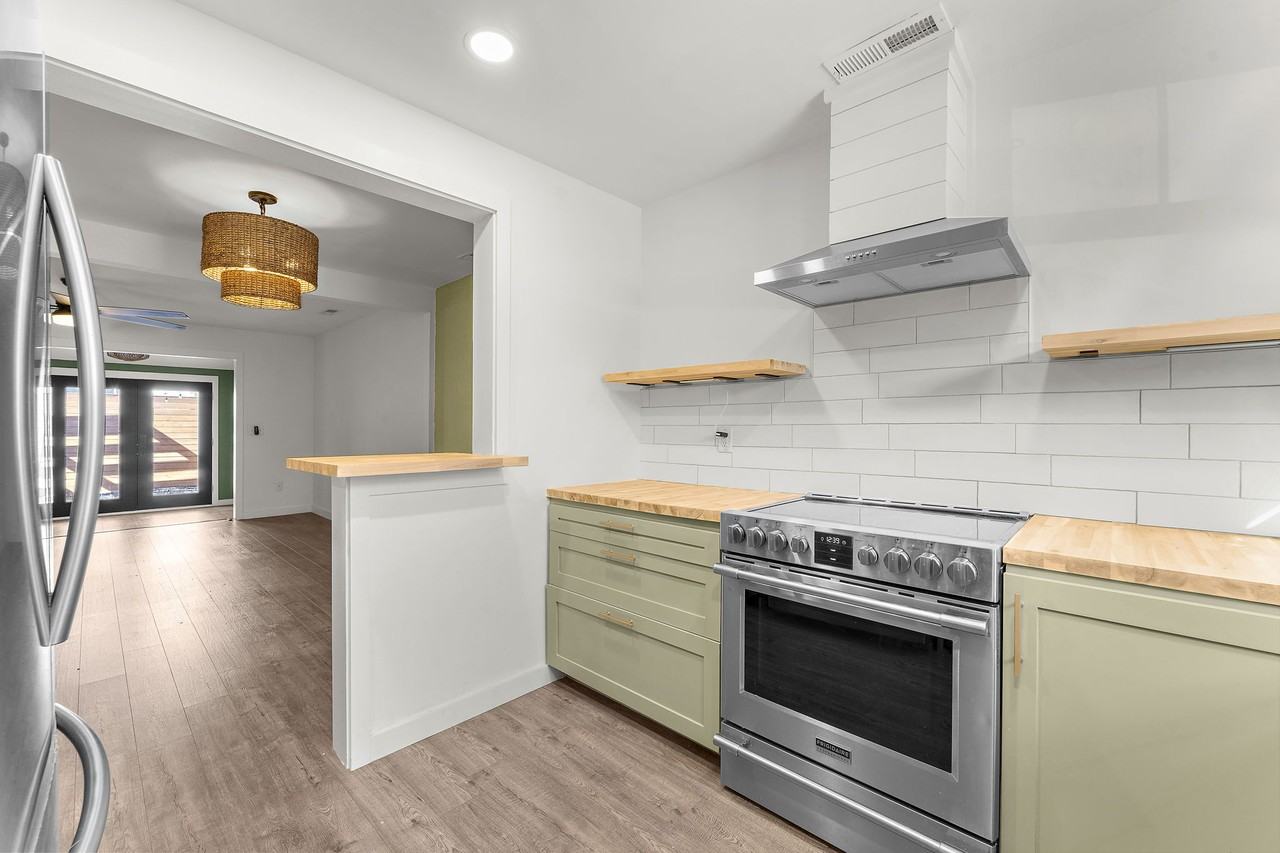 706 Nora Ln #HOME - Photo 7 of 50