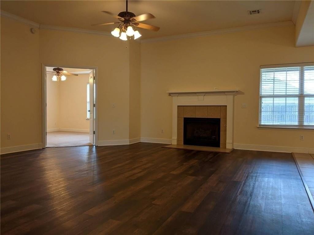 560 Dogwood St - Photo 5 of 22