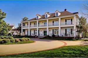 featured image of 1501 N Starr Dr