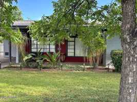 featured image of 4105 E Lewis Ave