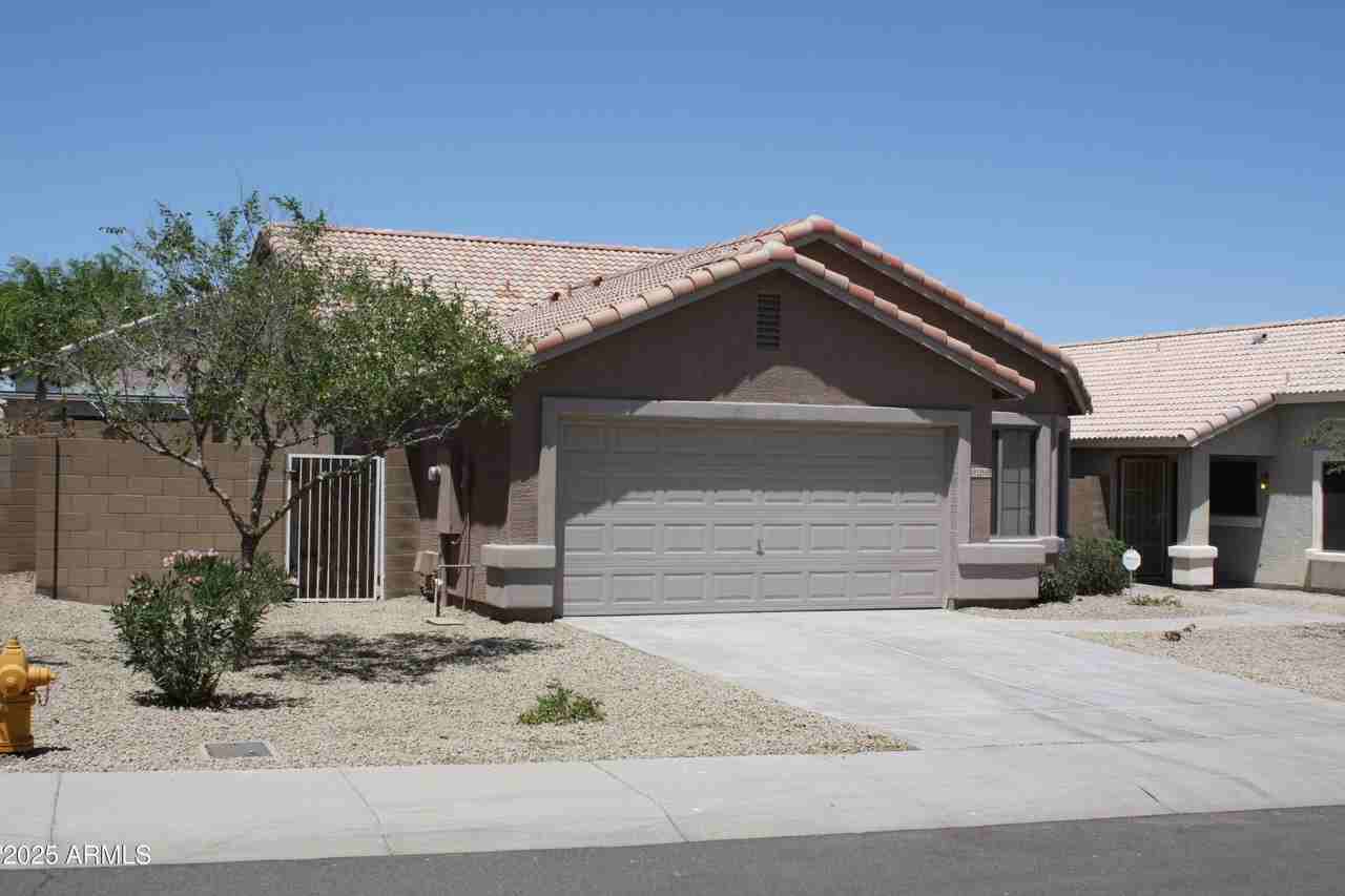 12558 W Indianola Ave - Photo 3 of 15