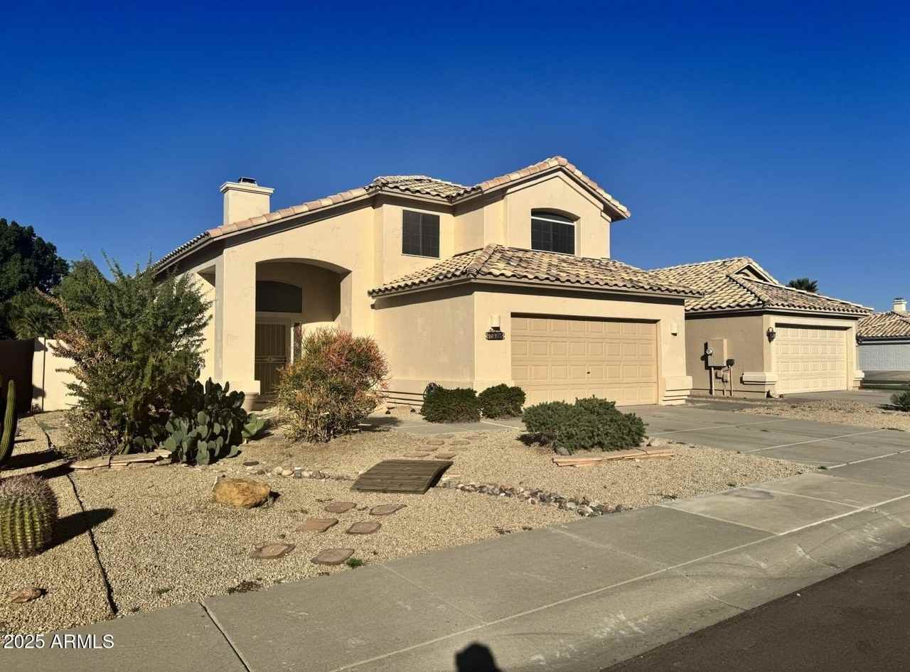 7442 W Via Del Sol Dr - Photo 2 of 22