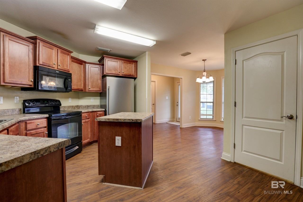 27908 Turkey Branch Dr - Photo 3 of 16