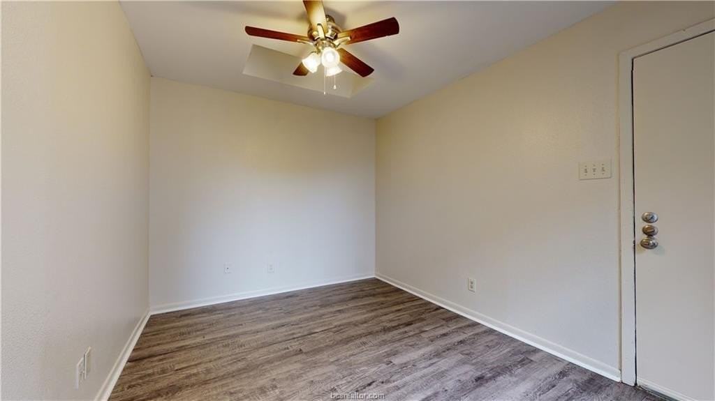 725 Peppertree Dr #23 - Photo 2 of 17