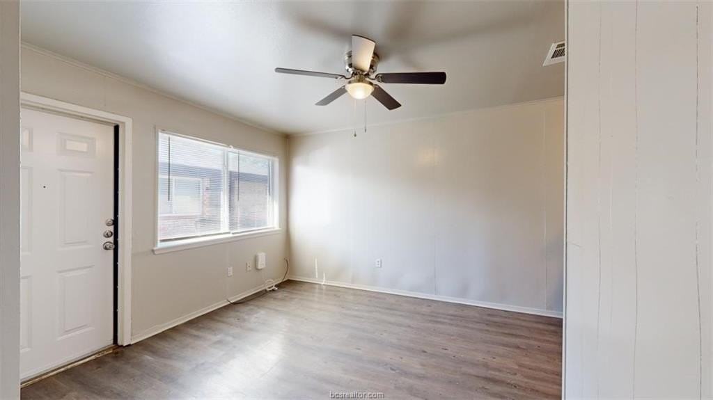 204 Lynn Dr #C - Photo 4 of 14