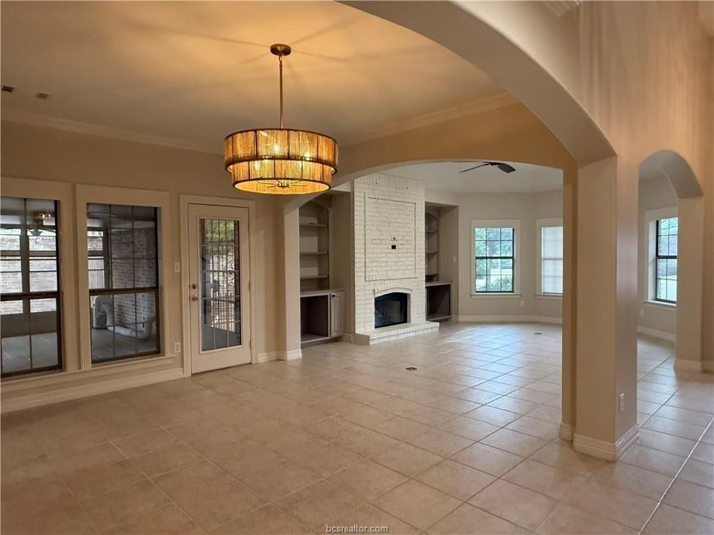 5009 Fairfield Ct - Photo 7 of 25