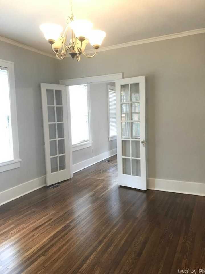 1405 Kavanaugh Blvd - Photo 5 of 12