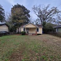 2413 Garden Dr - Photo 1 of 1