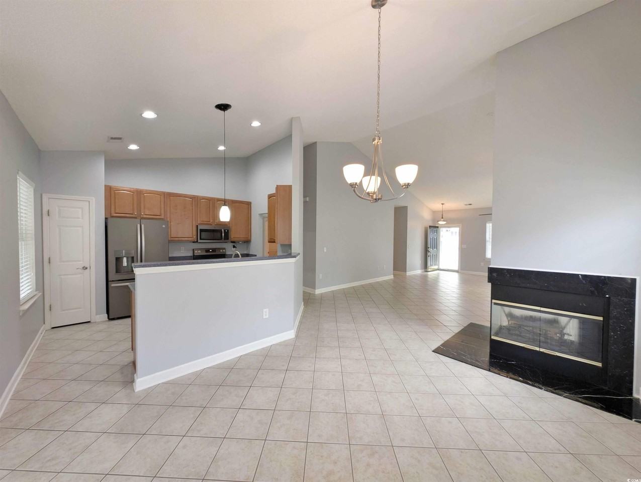 33 Regal Ln - Photo 5 of 27