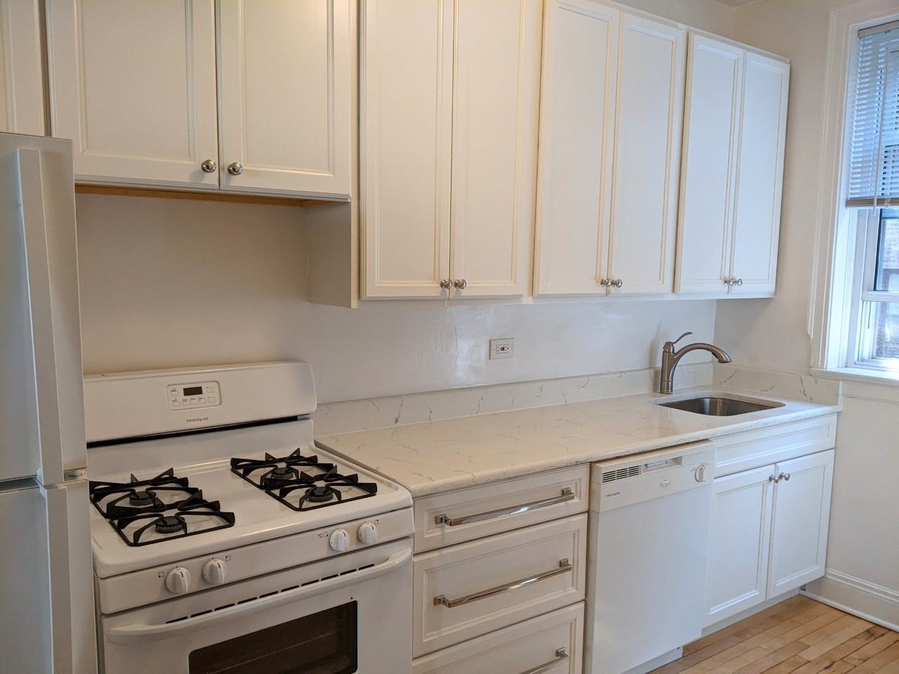 1135 Maple Ave #1137-1E - Photo 2 of 13