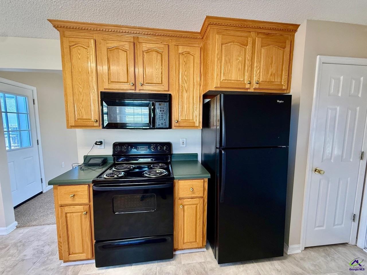 105 Selena Ct - Photo 6 of 17