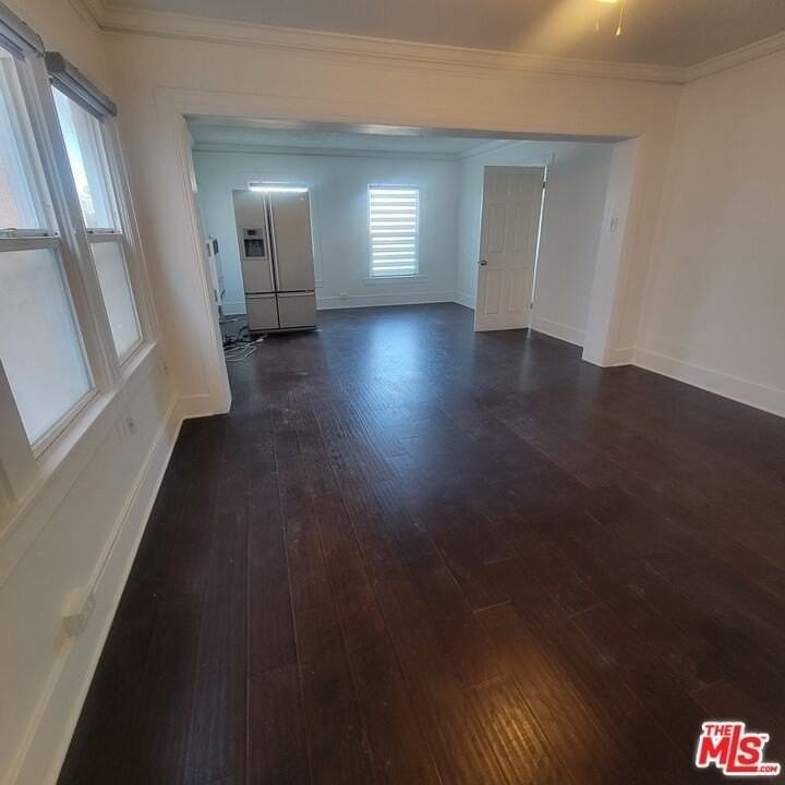 150 S Kenmore Ave Unit 150 1/2 #150-1-2 - Photo 5 of 9