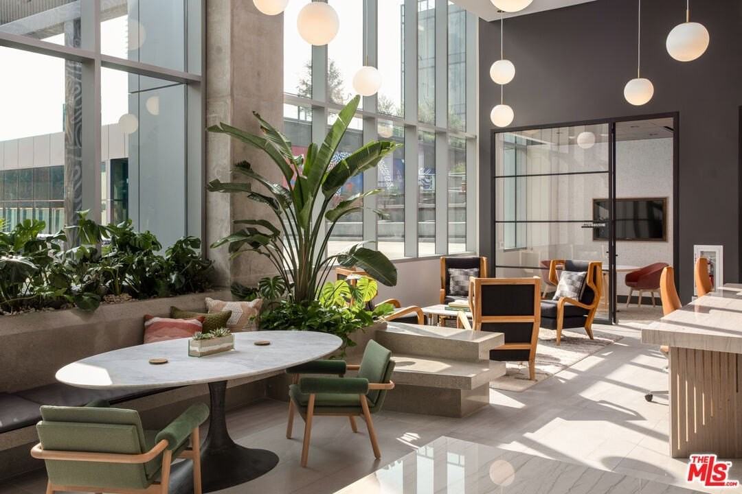 601 11th Ave Unit 3304 - Photo 7 of 50