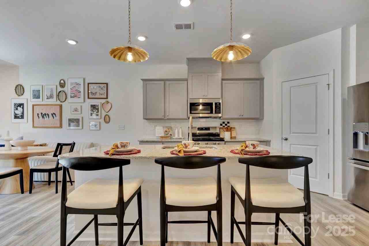 747 Lock Haven Dr Nw - Photo 5 of 31