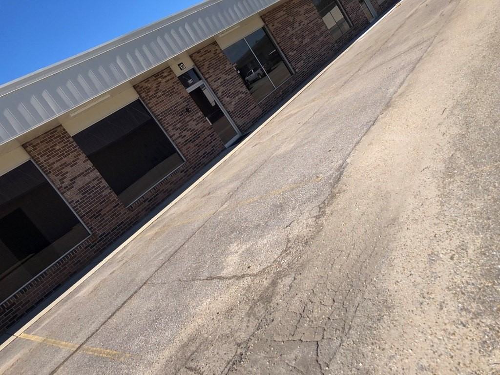 1907 Wise Dr - Photo 2 of 2