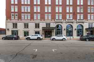 featured image of 236 Main St