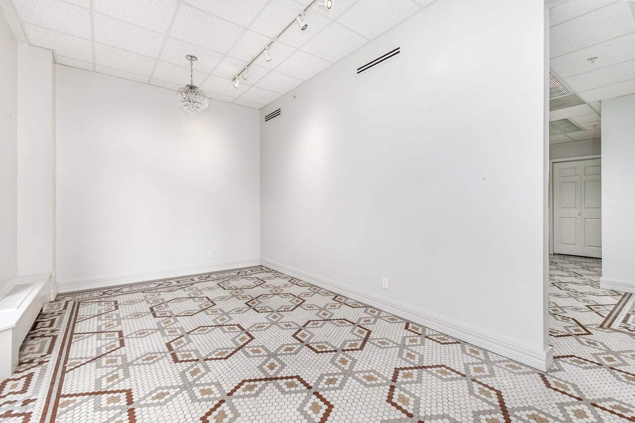 236 Main St - Photo 5 of 12